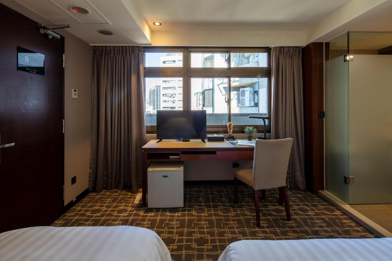 Rich & Free Hotel - Kaifeng 富逸旅趣-北車開封館 Taipei Exterior photo