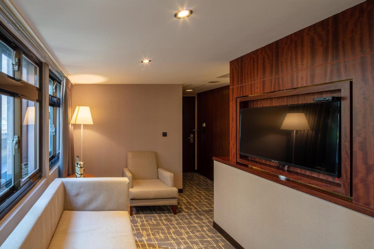 Rich & Free Hotel - Kaifeng 富逸旅趣-北車開封館 Taipei Exterior photo