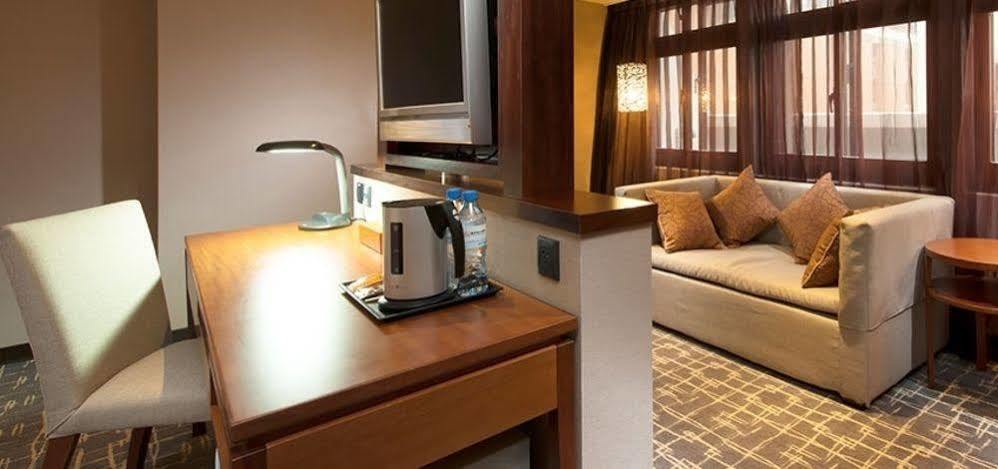 Rich & Free Hotel - Kaifeng 富逸旅趣-北車開封館 Taipei Exterior photo